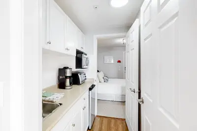 Gallery image of Hilltop Hideaway Suite - Legacy 401 in Big White