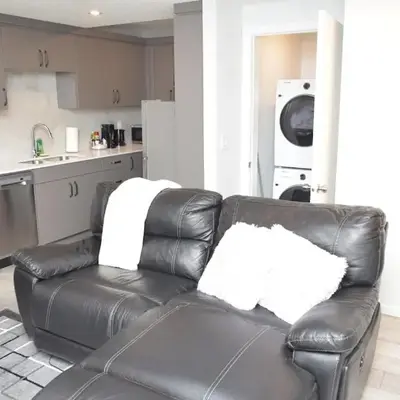 Beautiful Basement Suite in Stillwater