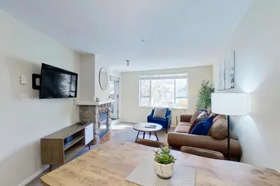 Gallery image of Town Plaza, Unit 202 in Whistler