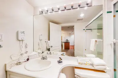 Gallery image of Town Plaza, Unit 209 in Whistler