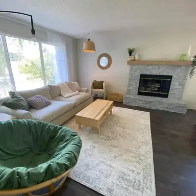 New! Spacious Bright Home in GREAT Location