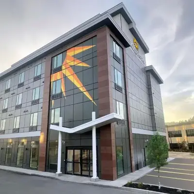La Quinta Inn & Suites by Wyndham Kelowna BC