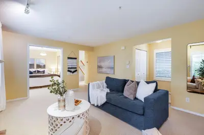 Gallery image of Free St Parking/Entire Local Family House/Sleep 8! in Vancouver