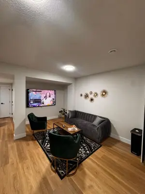 Gallery image of Airlux in Nisku