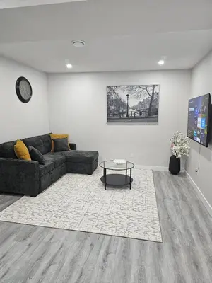 Gallery image of Cozy on Baywater Modern 2 bedroom apartment suite in Airdrie