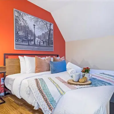 Traveler Friendly Canmore Condo Close to Banff