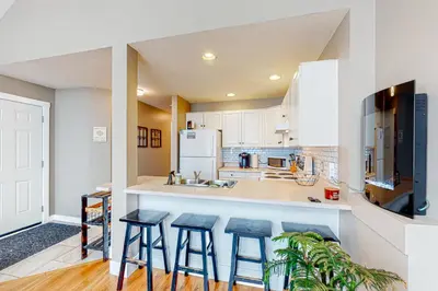 Gallery image of Snow Pines #116D in Big White