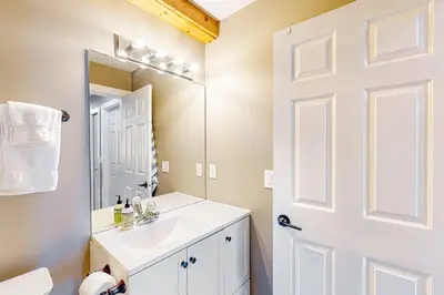 Gallery image of Snow Pines #116D in Big White