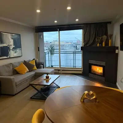 Extra Spacious with a King Bed Sauna Pool & Jacuzzi