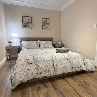 Chic suite close to UBC