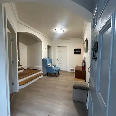 Vancouver Budget Stay - Airport 10 Min - Free Parking & Fast WiFi