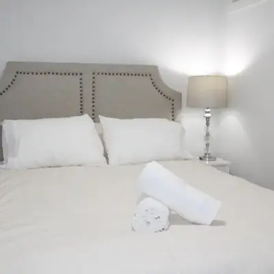 Serene Casa II - Spotless NEW 2BR Suite