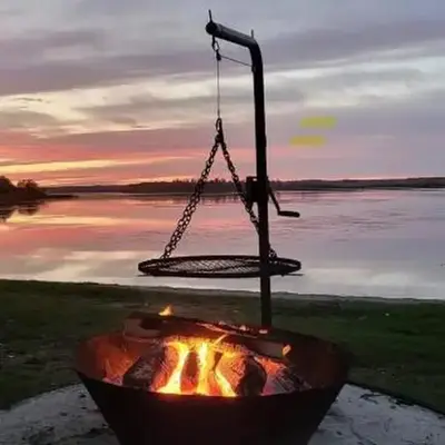 Spacious 4-Season Cabin with Lakefront Views in Silver Sands
