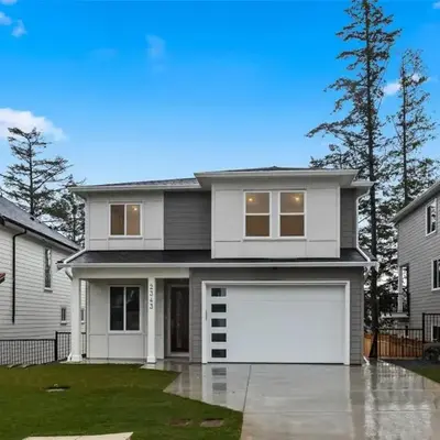 Luxury 2-Bedroom Suite at Bear Mountain Victoria