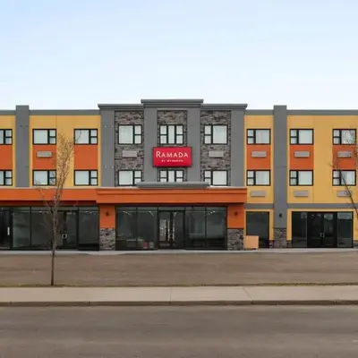 Ramada by Wyndham West Edmonton Hotel & Suites