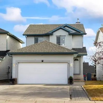 4 Bedroom 4 Bathroom 2 Kitchen House in Bridlewood