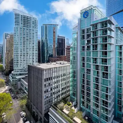 Coast Coal Harbour Vancouver Hotel by APA