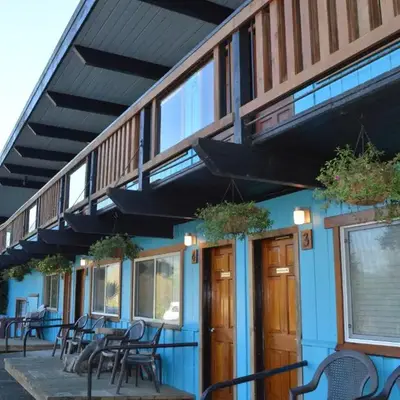 Meares Vista Inn