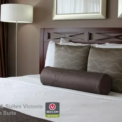 Red Lion Inn and Suites Victoria