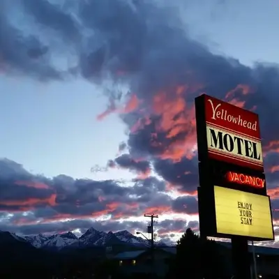 Yellowhead Motel