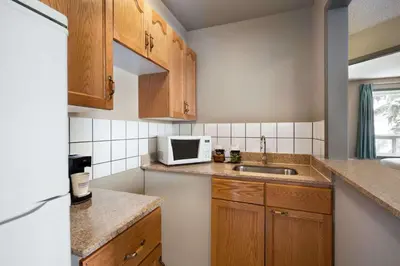 Gallery image of Travelodge by Wyndham Edmonton Airport in Leduc