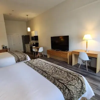 The Cedars Inn Hotel & Convention Centre