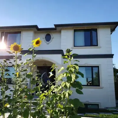 Metropolis MetroTown Area lovely place 2 or 1 bedrooms suite