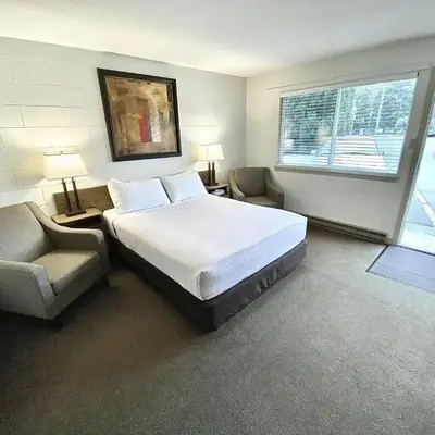 Arbutus Grove Motel
