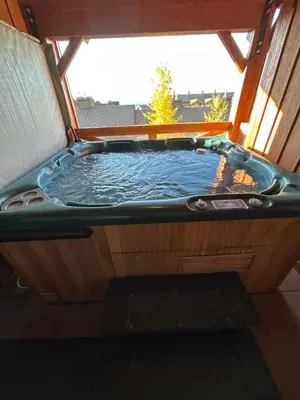 a jacuzziificialificialificialificialificialificialificialificialificialificialificial at 3 BR 3 Bath ski in ski out with private hot tub in Big White