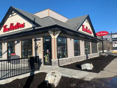a store front of a fast food restaurant at Motel 99 in Grand Forks