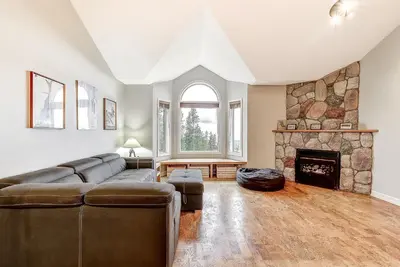 Gallery image of Chateau On The Ridge 408 in Big White