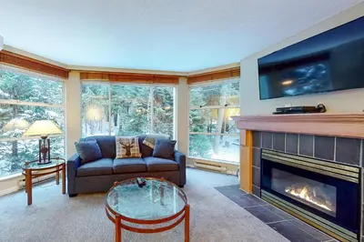 Gallery image of Woodrun #418 in Whistler