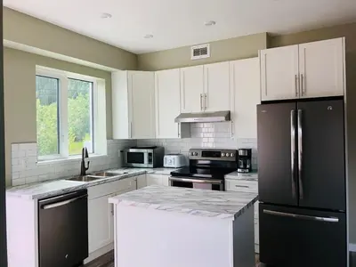 Gallery image of Downtown Whitehorse Deluxe 2 Bedroom Condo in Whitehorse