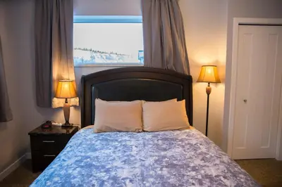 Gallery image of Downtown Whitehorse 4 bedrooms deluxe condo in Whitehorse