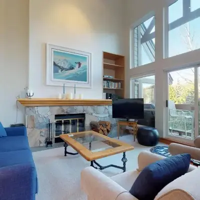 3BR in Alpine Greens