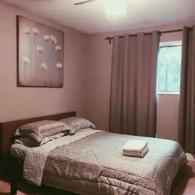 Private Rooms in a 3 Bedroom Guest House Close to Kingsway NAIT 1 Person per Room No Couples For Men Only