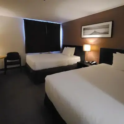 Roadking Inns Motel