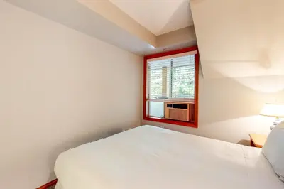 Gallery image of Glacier's Reach 115 in Whistler