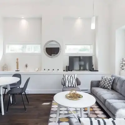 West Coast Luxury Living
