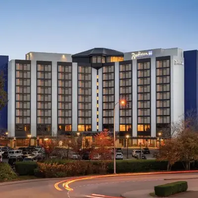 Radisson Blu Vancouver Airport Hotel & Marina