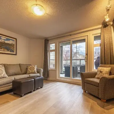 Mountain View One Bedroom Vacation Suite - WindTower 119