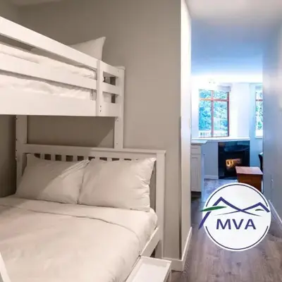 Alpenglow Lodge Family Studio with Murphy Bed by MVA