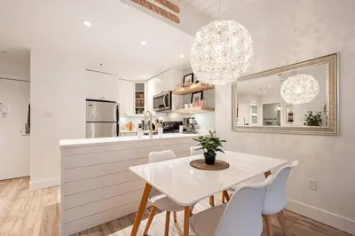 Gallery image of Designer Cozy Ski in and out in Whistler