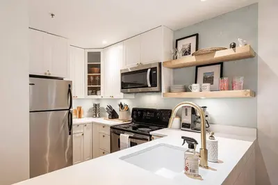 Gallery image of Designer Cozy Ski in and out in Whistler
