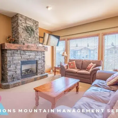 Bear's Paw Chalet - Amazing Location & Ski In-Out