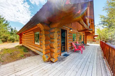 Gallery image of Lac Le Jeune #30 in Logan Lake