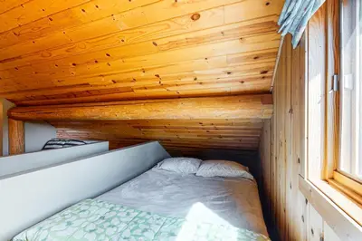 Gallery image of Lac Le Jeune #30 in Logan Lake