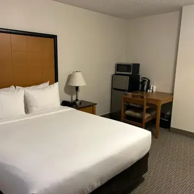 Anavada Inn & Suites - Grande Prairie