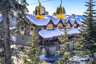 Gallery image of Blacksmith Lodge 4 in Big White