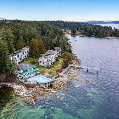 Sunrise Cove Apt at Inn of The Sea